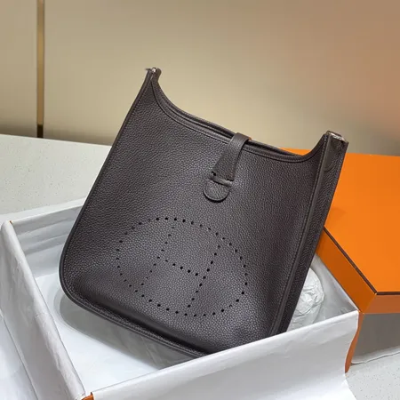 エルメス ショルダーバッグ