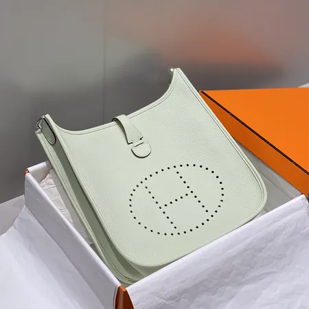 エルメス ショルダーバッグ