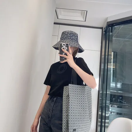 イッセイ ミヤケ ハンドバッグ