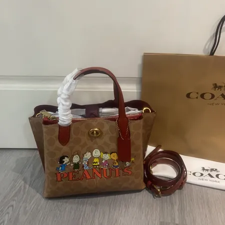 コーチ ハンドバッグ