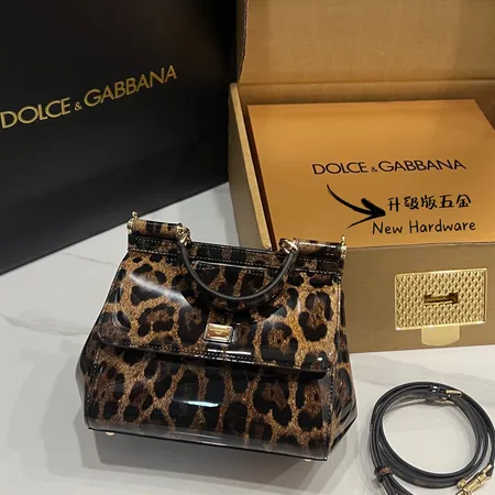 ナイキ ハンドバッグ