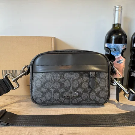 コーチ ショルダーバッグ