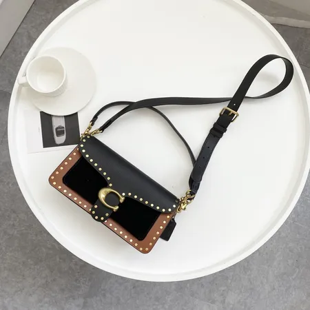 コーチ ショルダーバッグ