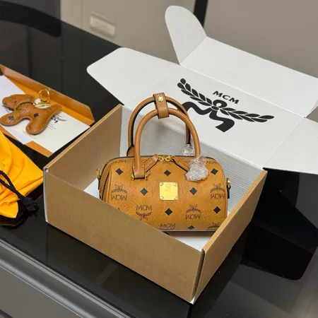 エムシーエム ハンドバッグ