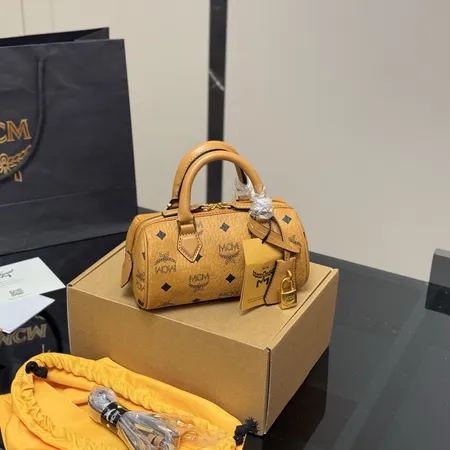 エムシーエム ハンドバッグ