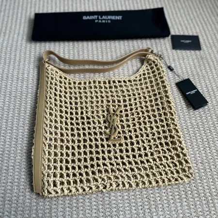 イブサンローラン ショルダーバッグ