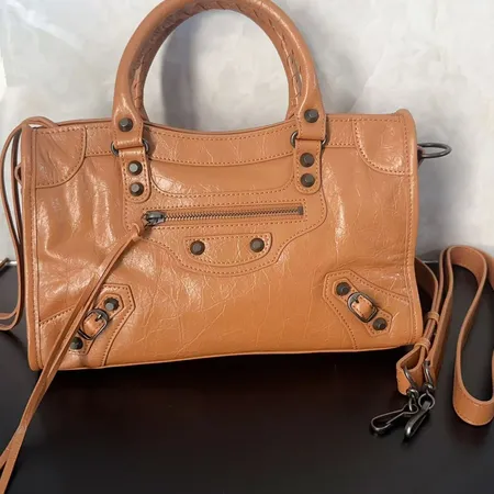 ジバンシィ ハンドバッグ