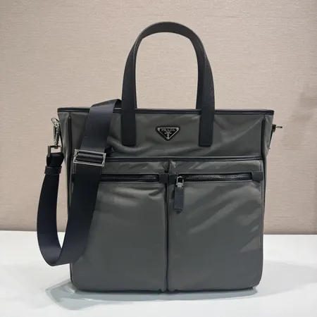 プラダ ハンドバッグ