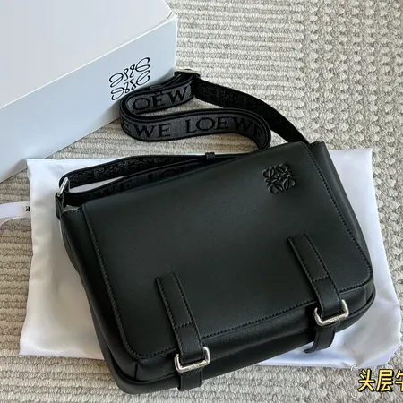 ロエベ ショルダーバッグ