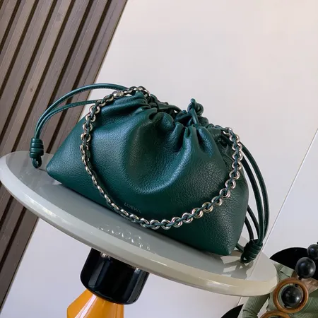 ロエベ ショルダーバッグ