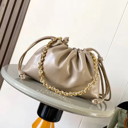 ロエベ ショルダーバッグ