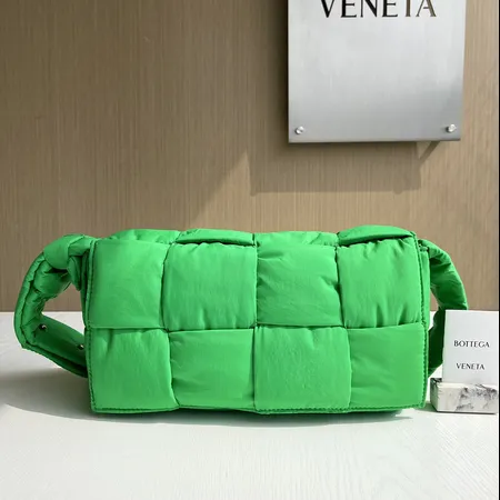 ボッテガ ヴェネタ ショルダーバッグ