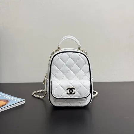 シャネル ショルダーバッグ