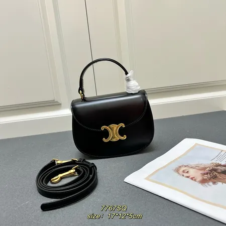 セリーヌ ショルダーバッグ