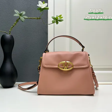 ヴァレンティノ ハンドバッグ