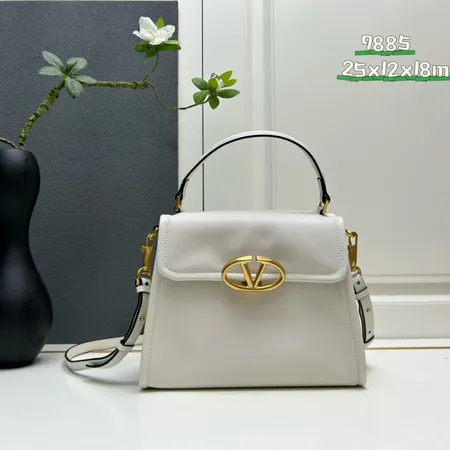 ヴァレンティノ ハンドバッグ