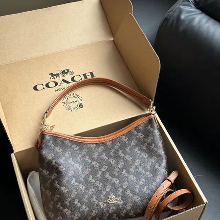 コーチ ショルダーバッグ