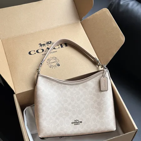 フェンディ ショルダーバッグ