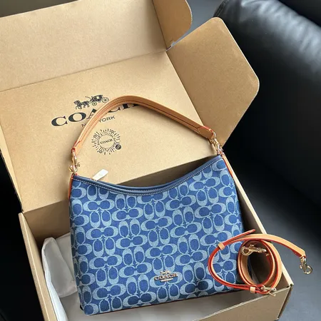 フェンディ ショルダーバッグ