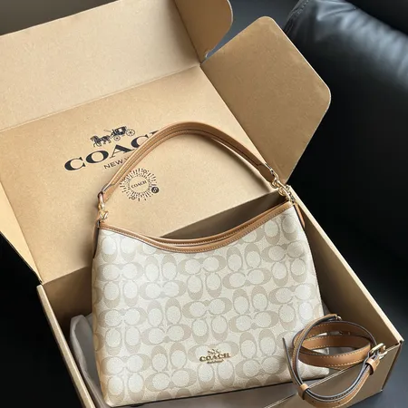 フェンディ ショルダーバッグ