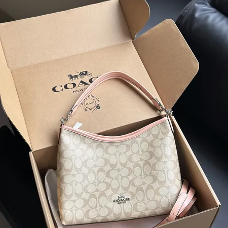 フェンディ ショルダーバッグ