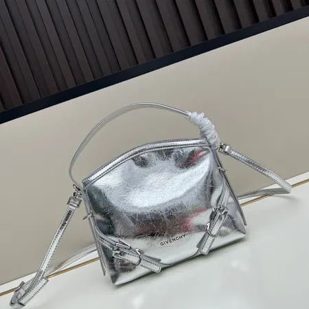 イブサンローラン ショルダーバッグ