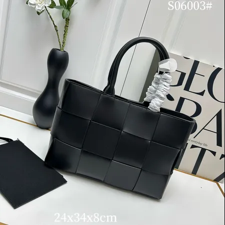 ボッテガ ヴェネタ ハンドバッグ