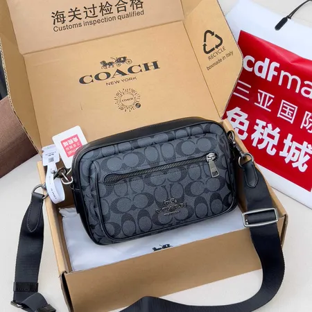 コーチ ショルダーバッグ