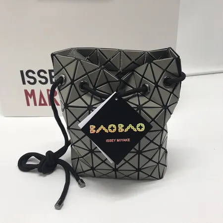イッセイ ミヤケ ハンドバッグ