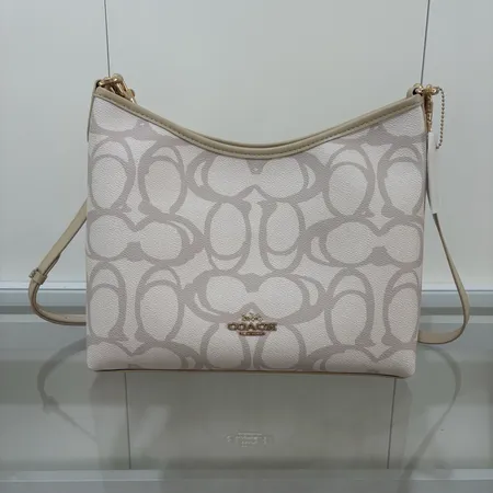 コーチ ショルダーバッグ