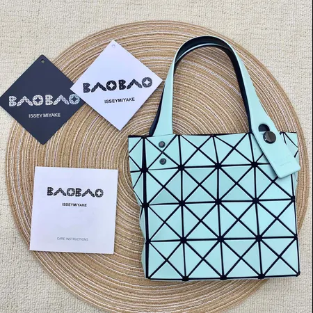 イッセイ ミヤケ ハンドバッグ