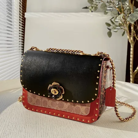 コーチ ショルダーバッグ