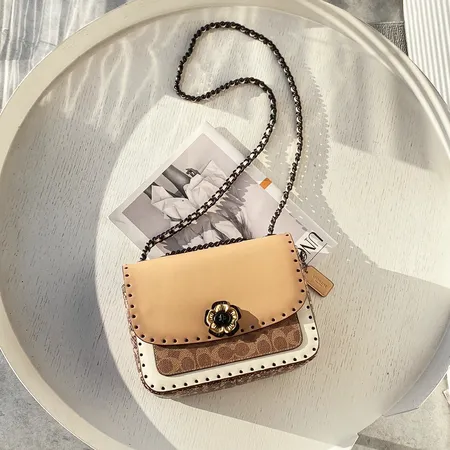 コーチ ショルダーバッグ