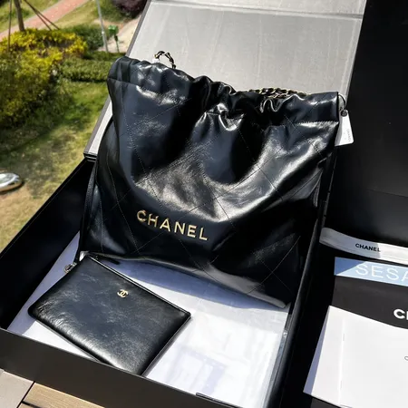 シャネル ハンドバッグ
