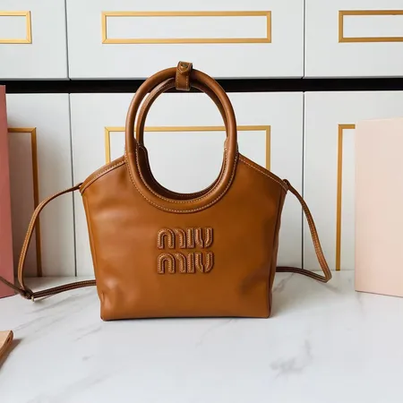 ミュウミュウ ハンドバッグ