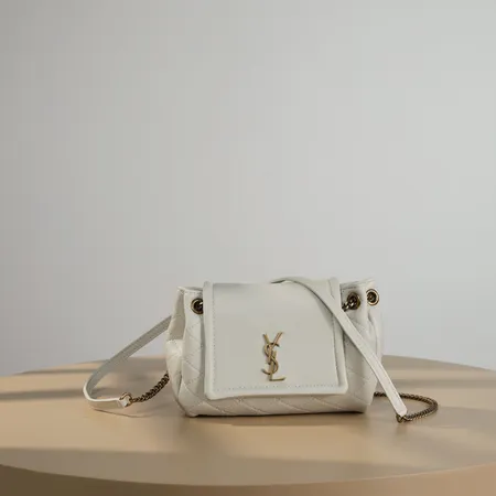 イブサンローラン ショルダーバッグ