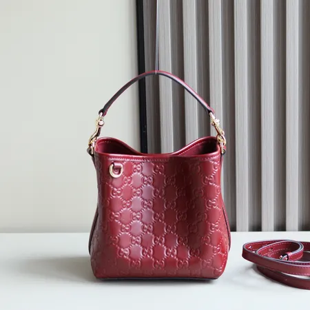 グッチ ショルダーバッグ