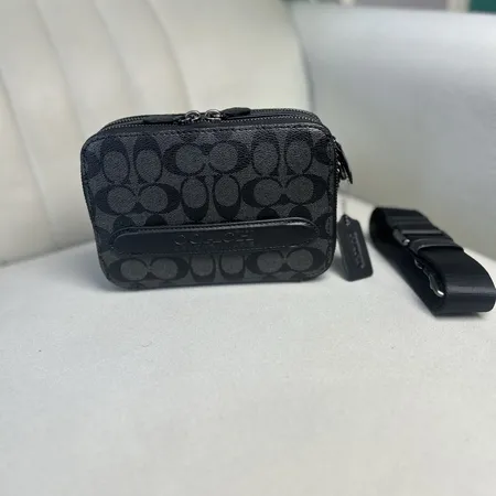 コーチ ショルダーバッグ