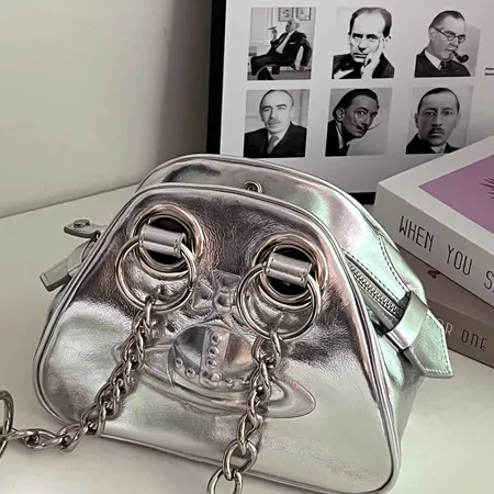 ヴィヴィアン・ウエストウッド ハンドバッグ