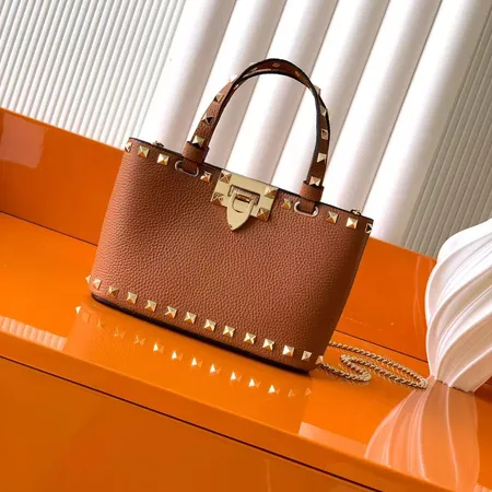 ヴァレンティノ ハンドバッグ