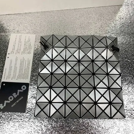 イッセイ ミヤケ ハンドバッグ