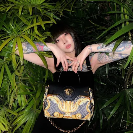 ヴェルサーチ ハンドバッグ