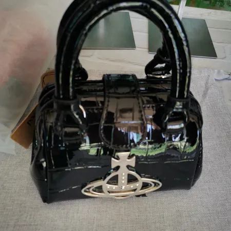 ヴィヴィアン・ウエストウッド ハンドバッグ