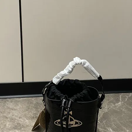 ヴィヴィアン・ウエストウッド ハンドバッグ