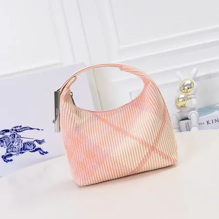 バーバリー ス ハンドバッグ