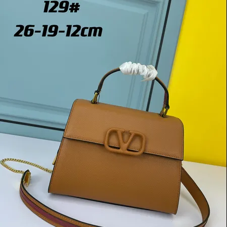 ヴァレンティノ ハンドバッグ