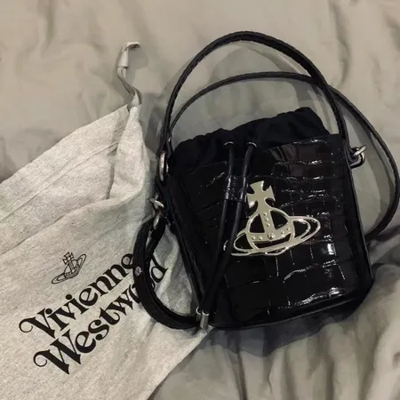 ヴィヴィアン・ウエストウッド ハンドバッグ