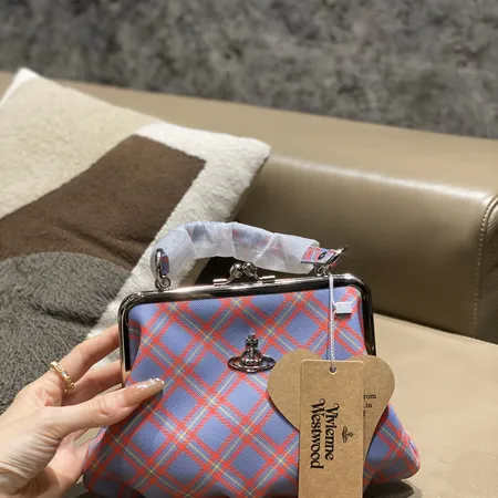 ヴィヴィアン・ウエストウッド ハンドバッグ