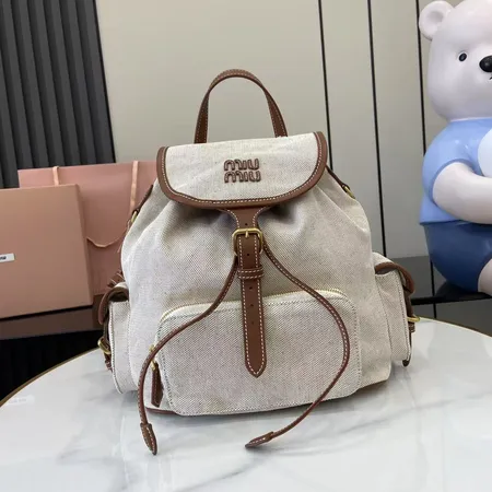 ミュウミュウ リュックサック