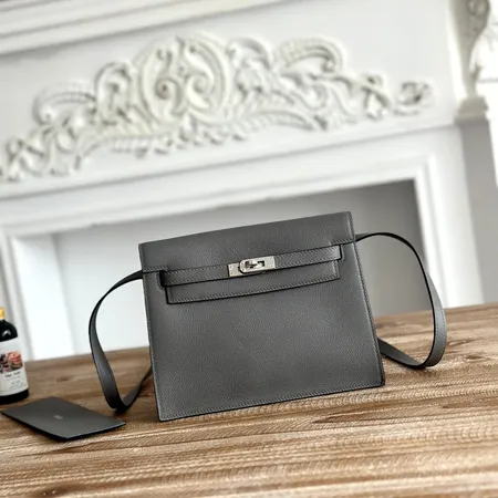 エルメス ショルダーバッグ